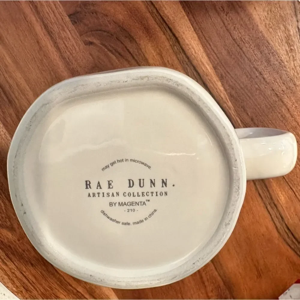 RAE DUNN MERRY MUG COFFEE TEA‎ CHRISTMAS HOLIDAYS Like New